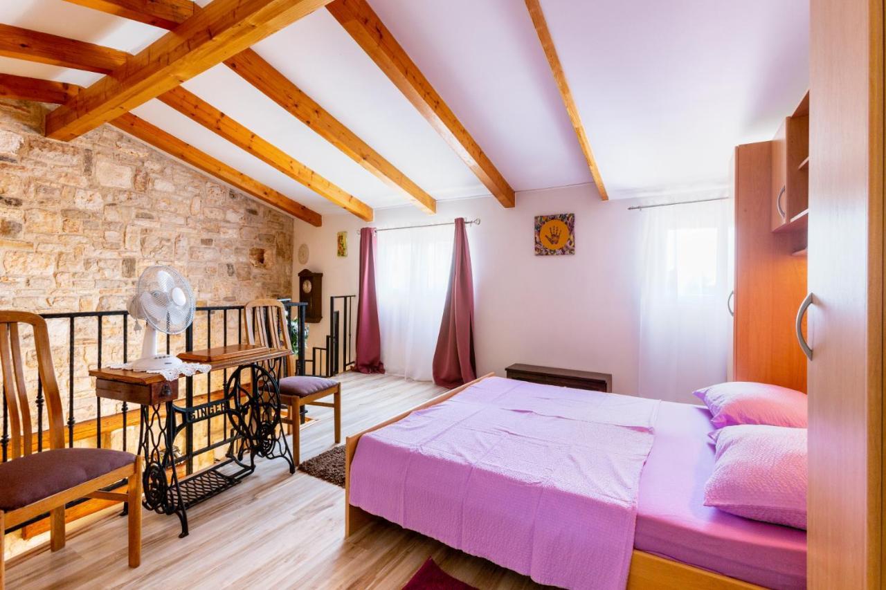Lilo Lavender Appartement Loborika Buitenkant foto